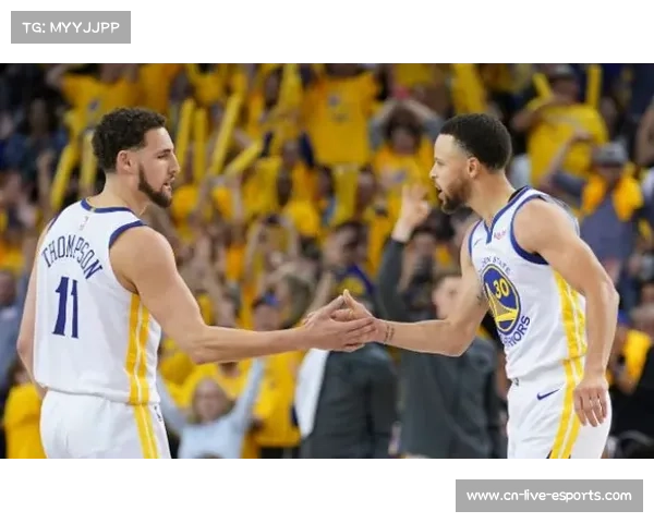 武圣打趣预测库里未来发展 称若早知将选择留守勇士 武圣打趣预测库里未来发展 称若早知将选择留守勇士